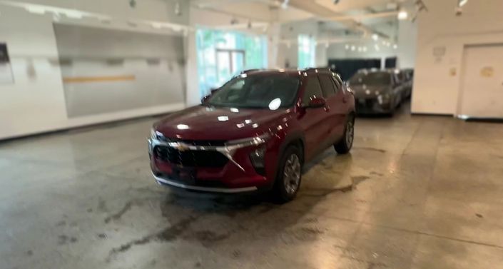 Thumbnail: 2025 Chevrolet Trax - 1