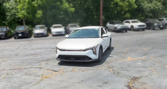 Thumbnail: 2025 Kia K4 - 1