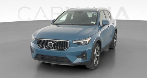 2025 Volvo XC40