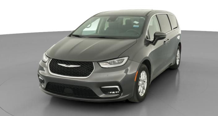 Thumbnail: 2023 Chrysler Pacifica - 1