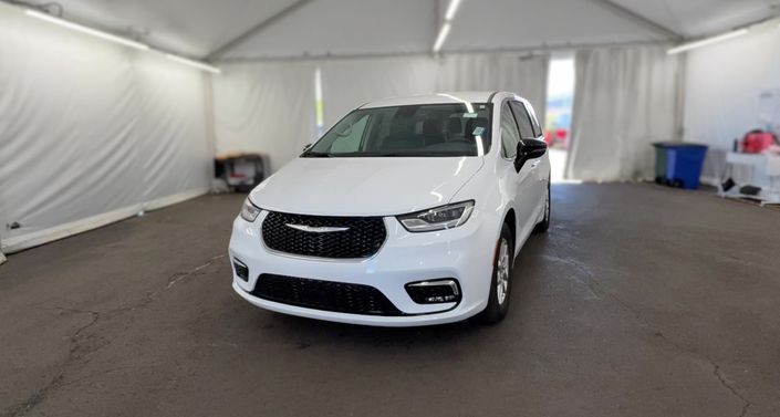 Thumbnail: 2024 Chrysler Pacifica - 1