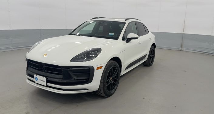 Thumbnail: 2023 Porsche Macan - 1