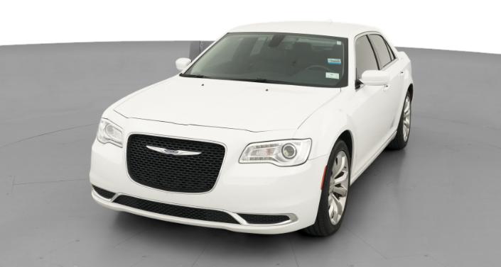 Thumbnail: 2019 Chrysler 300 - 1