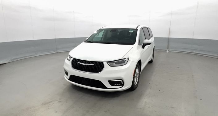 Thumbnail: 2023 Chrysler Pacifica - 1