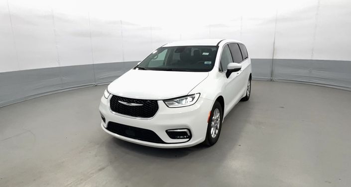 Thumbnail: 2023 Chrysler Pacifica - 1