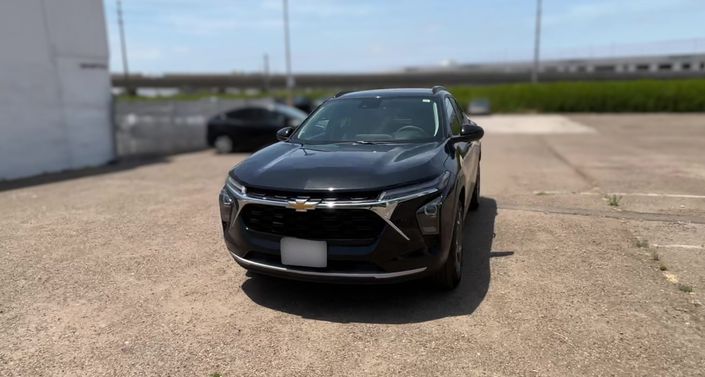 Thumbnail: 2025 Chevrolet Trax - 1