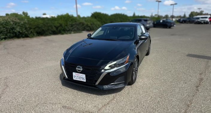 Thumbnail: 2025 Nissan Altima - 1