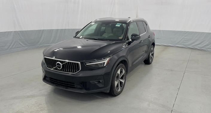 Thumbnail: 2024 Volvo XC40 - 1