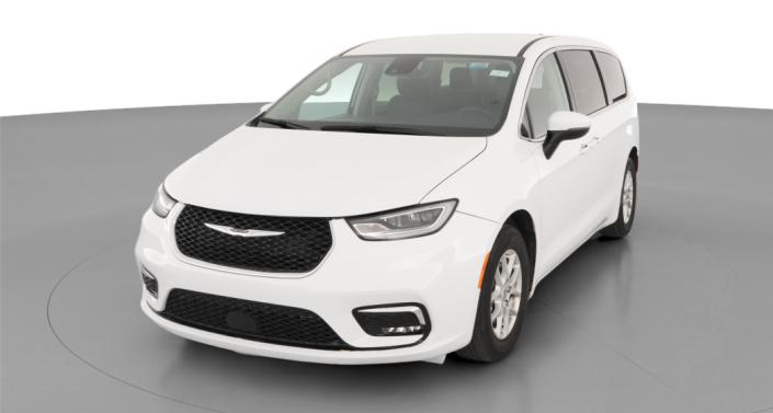 Thumbnail: 2023 Chrysler Pacifica - 1