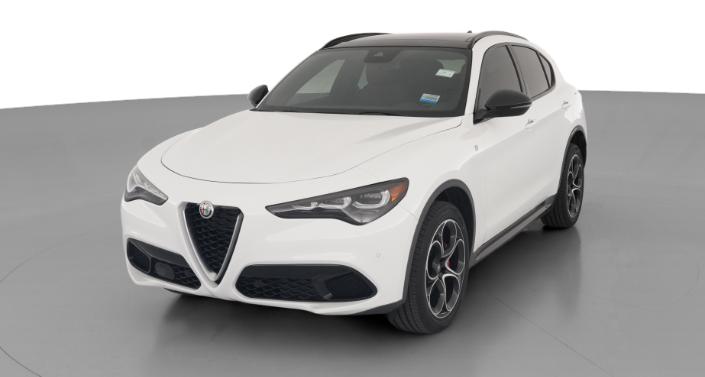 Thumbnail: 2024 Alfa Romeo Stelvio - 1