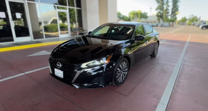 Thumbnail: 2025 Nissan Altima - 1