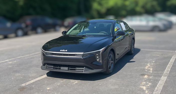 Thumbnail: 2025 Kia K4 - 1