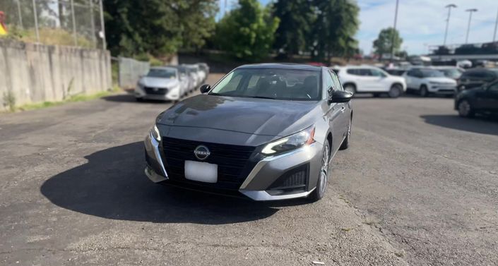 Thumbnail: 2025 Nissan Altima - 1
