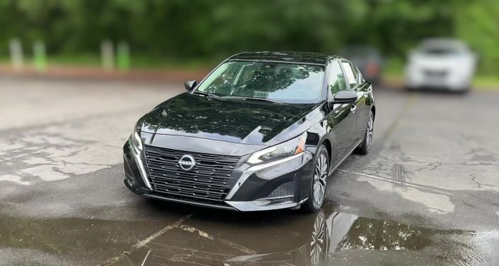 Thumbnail: 2025 Nissan Altima - 1