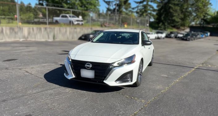 Thumbnail: 2025 Nissan Altima - 1