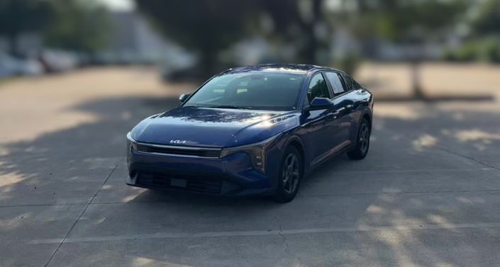 Thumbnail: 2025 Kia K4 - 1