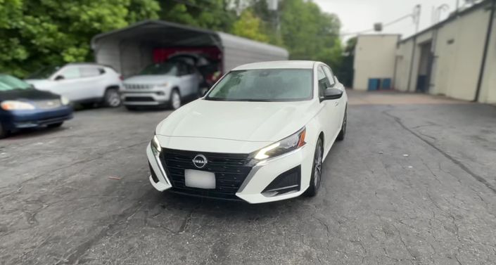Thumbnail: 2025 Nissan Altima - 1