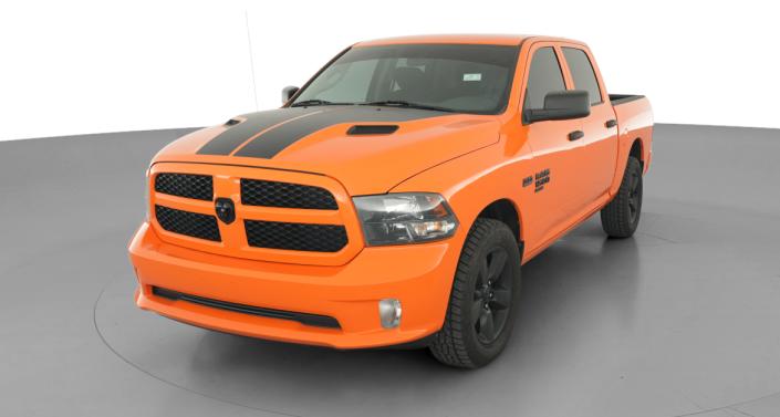 Thumbnail: 2019 RAM 1500 Classic - 1