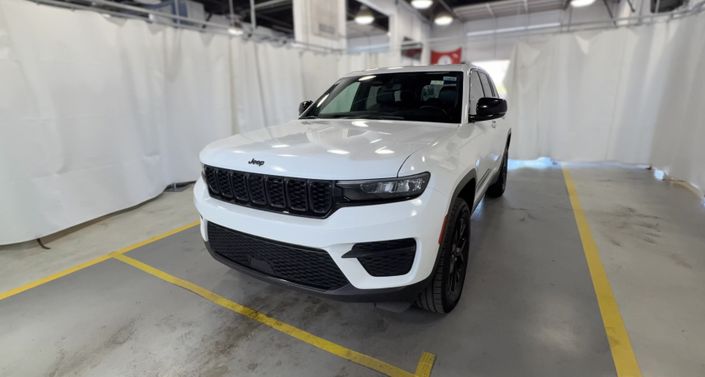Thumbnail: 2024 Jeep Grand Cherokee - 1