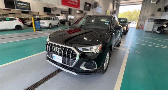 Thumbnail: 2023 Audi Q3 - 1