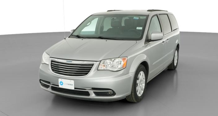 2016 Chrysler Town & Country Touring -
                  Framingham, MA