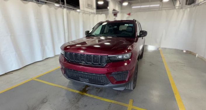 Thumbnail: 2024 Jeep Grand Cherokee - 1