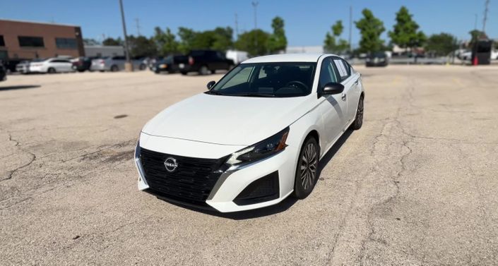 Thumbnail: 2025 Nissan Altima - 1
