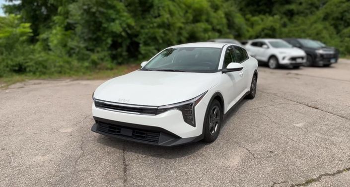 Thumbnail: 2025 Kia K4 - 1