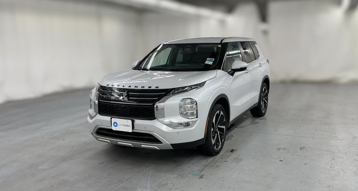 Thumbnail: 2023 Mitsubishi Outlander - 1