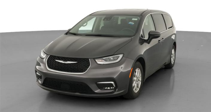 Thumbnail: 2023 Chrysler Pacifica - 1