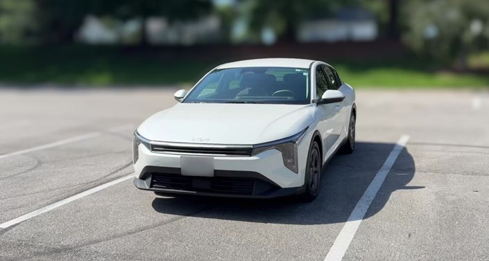 Thumbnail: 2025 Kia K4 - 1