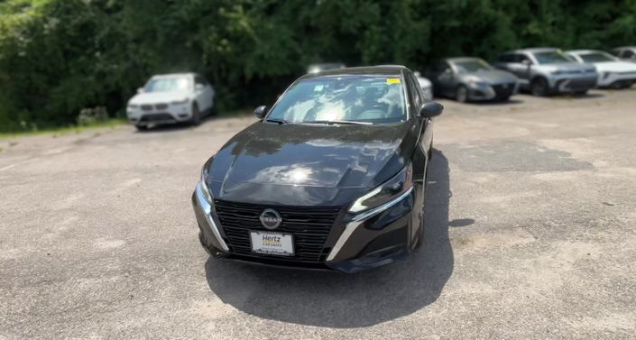 Thumbnail: 2025 Nissan Altima - 1