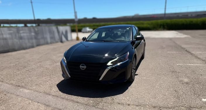 Thumbnail: 2025 Nissan Altima - 1