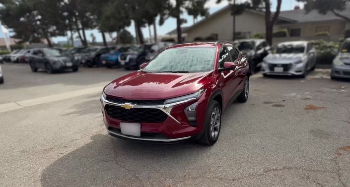 Thumbnail: 2025 Chevrolet Trax - 1