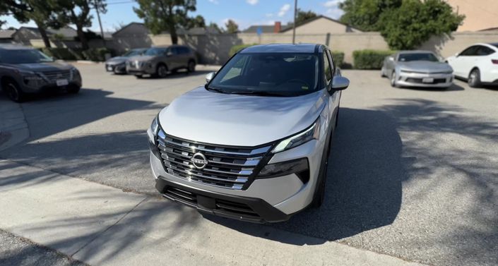 Thumbnail: 2025 Nissan Rogue - 1