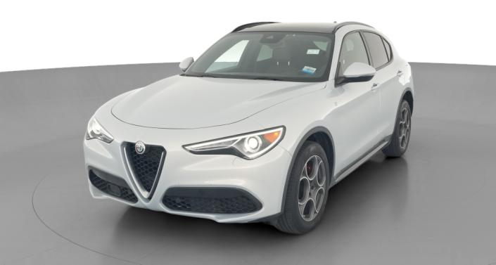 Thumbnail: 2022 Alfa Romeo Stelvio - 1