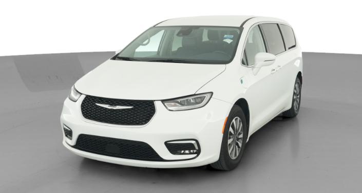 Thumbnail: 2022 Chrysler Pacifica - 1