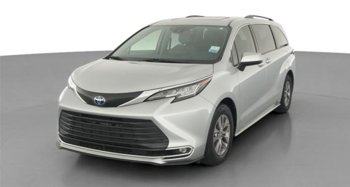 Thumbnail: 2021 Toyota Sienna - 1
