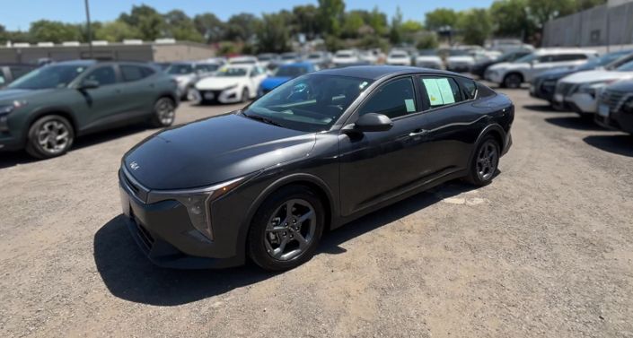 Thumbnail: 2025 Kia K4 - 1