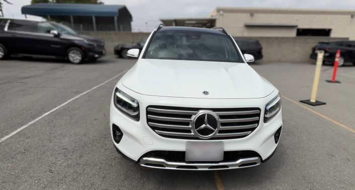 Thumbnail: 2025 Mercedes-Benz GLB - 1