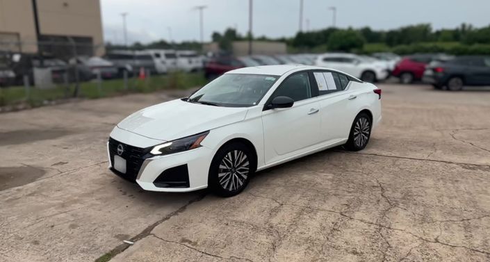 Thumbnail: 2025 Nissan Altima - 1