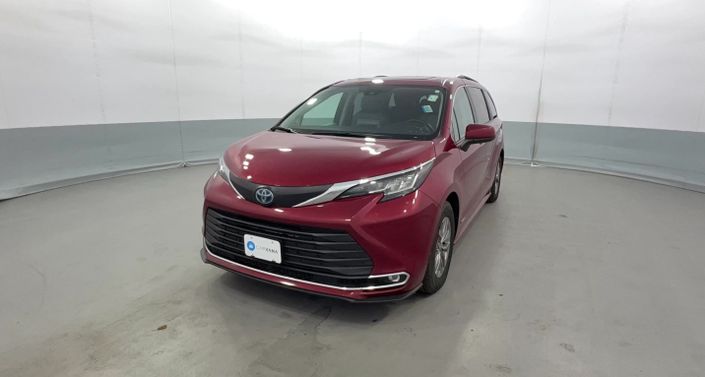 Thumbnail: 2021 Toyota Sienna - 1