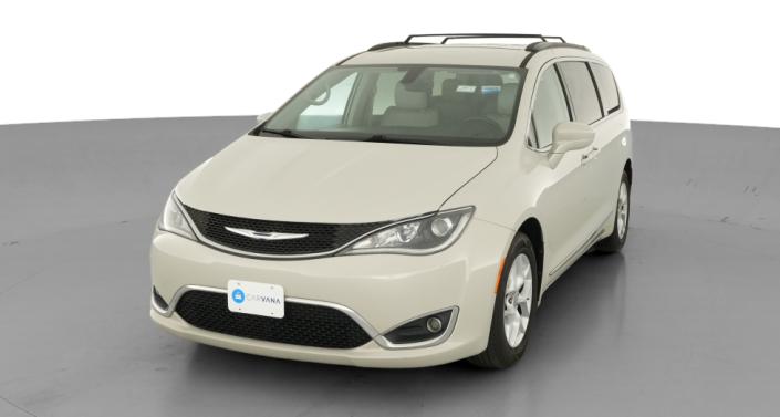 Thumbnail: 2017 Chrysler Pacifica - 1