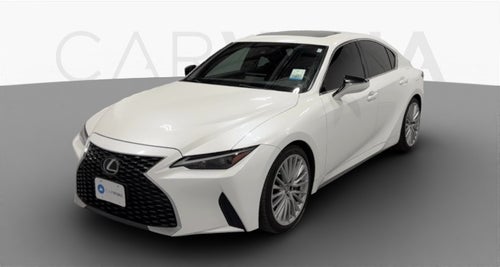 2022 Lexus IS
