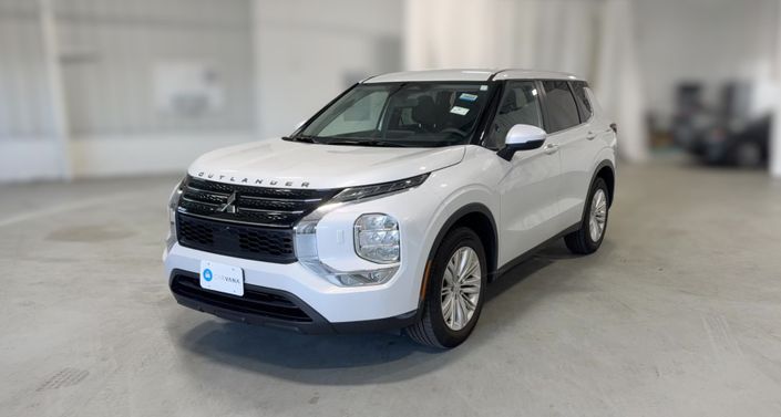 Thumbnail: 2022 Mitsubishi Outlander - 1