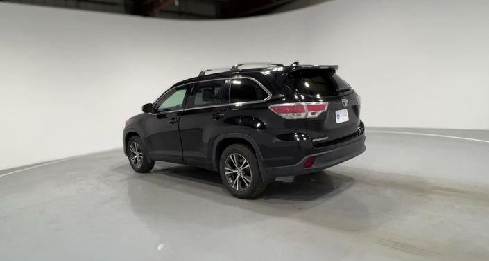 Thumbnail: 2016 Toyota Highlander - 1