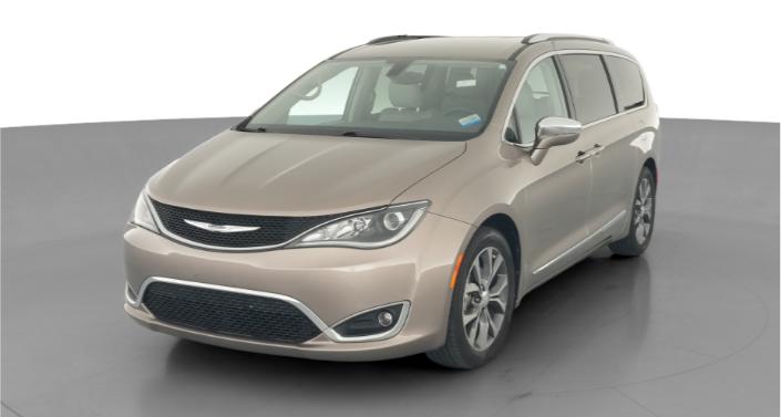 Thumbnail: 2017 Chrysler Pacifica - 1