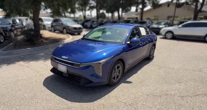 Thumbnail: 2025 Kia K4 - 1