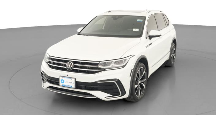 Thumbnail: 2023 Volkswagen Tiguan - 1