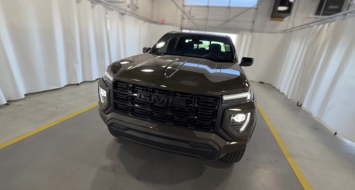 Thumbnail: 2025 GMC Canyon - 1